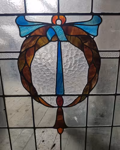 Single pane replacement in leaded glass window